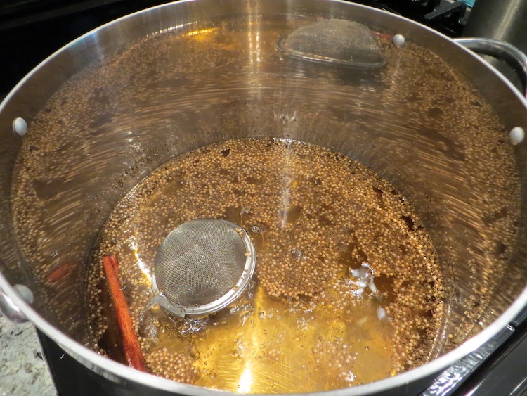 pickling brine boiling